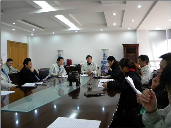 神剑股份全体党员十八大精神学习会